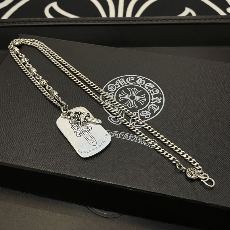 Ch*0me He**ts necklaces